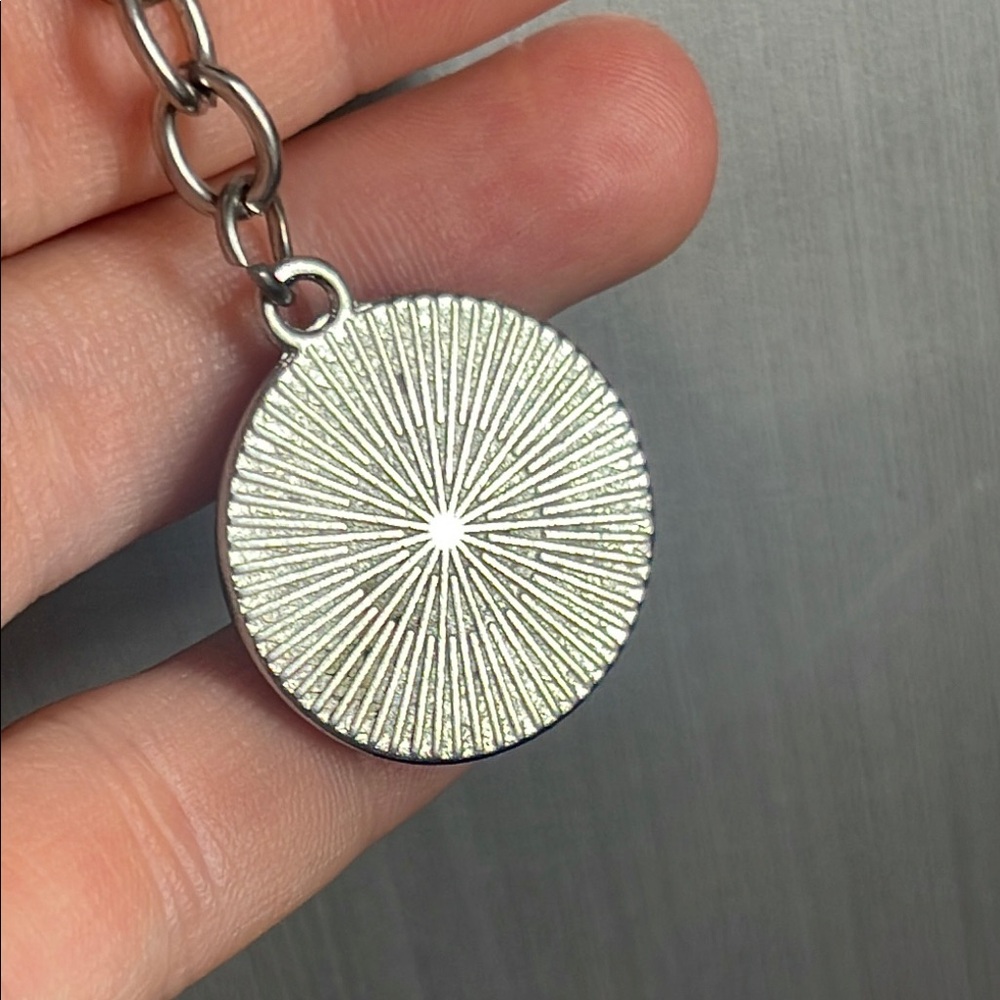 Floral Initial Keychain - Picture 3 of 6